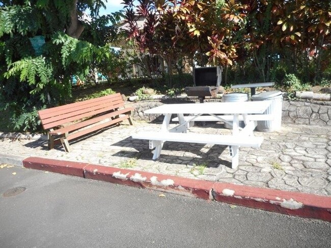 Building Photo - 98-650 MOANALUA ROAD #247