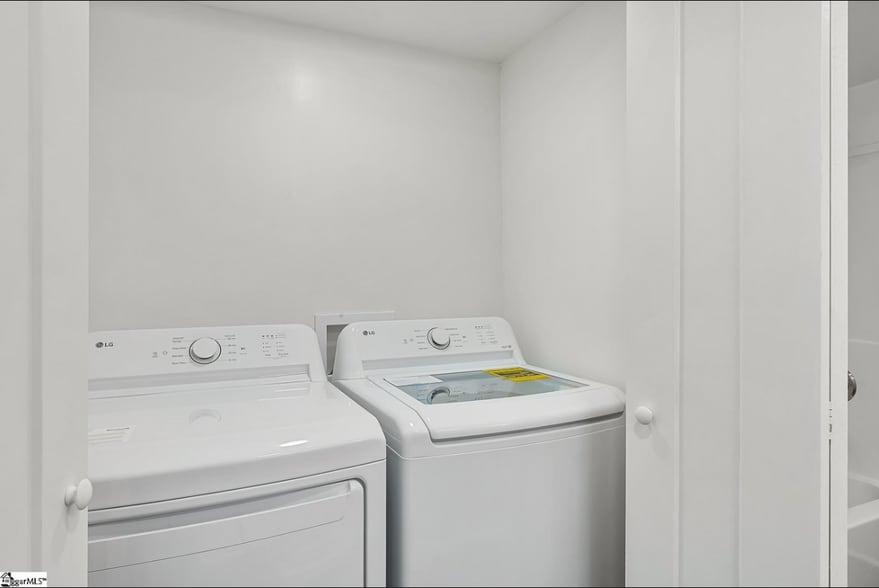 Laundry in Bathroom - 413 W Market St