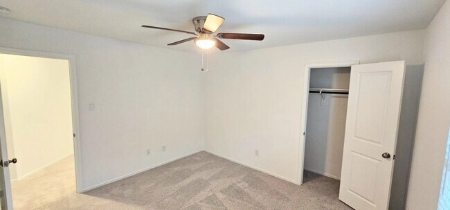 Building Photo - 26734 Paloma Blanca Dr