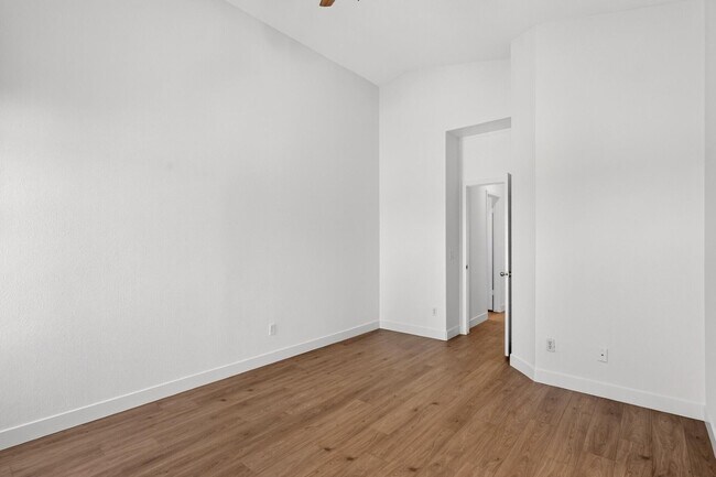 Building Photo - 20415 N 37th Ave