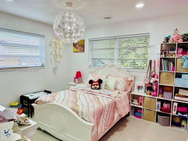 Building Photo - 8410 SW 201st St