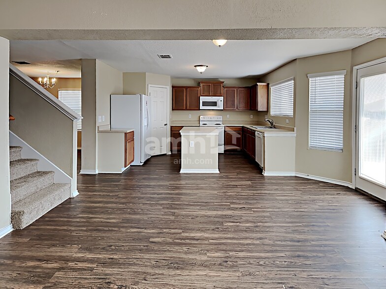 Building Photo - 11154 Bold Forbes