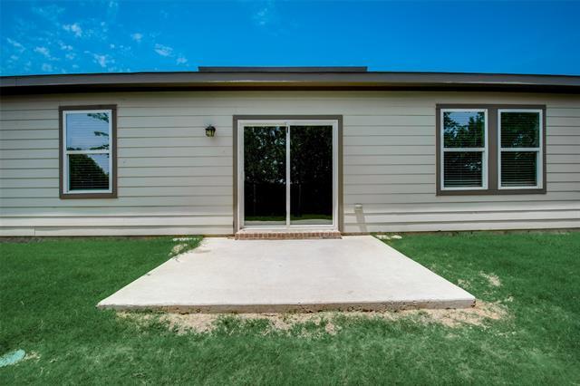 Building Photo - 425 Waterline Dr