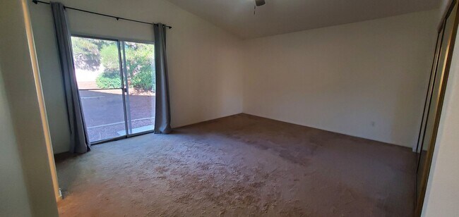Building Photo - 1805 Quail Point Ct