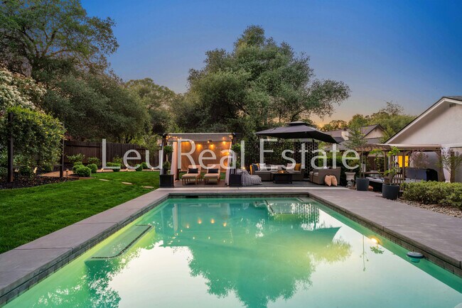 Building Photo - 3777 De Sabla Rd