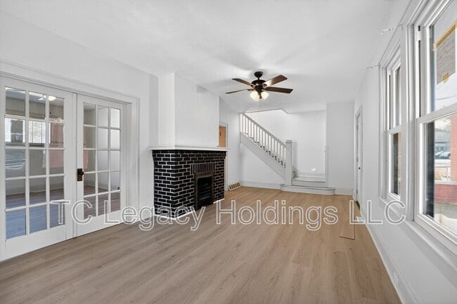Building Photo - 316 Harrison St