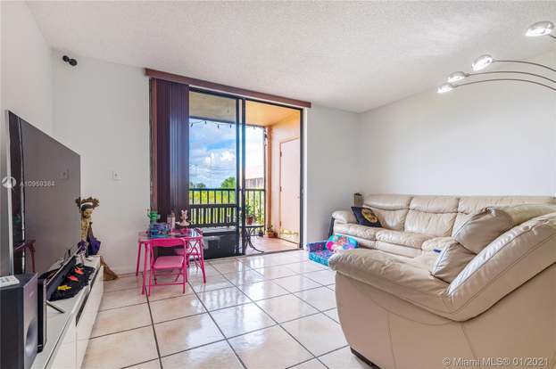 Building Photo - 8500 SW 133rd Avenue Rd