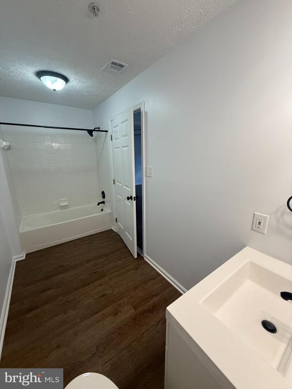 Building Photo - 6413 Weatherby Ct