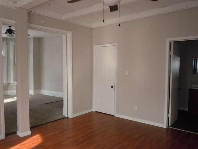 Building Photo - 312 S Fillmore St