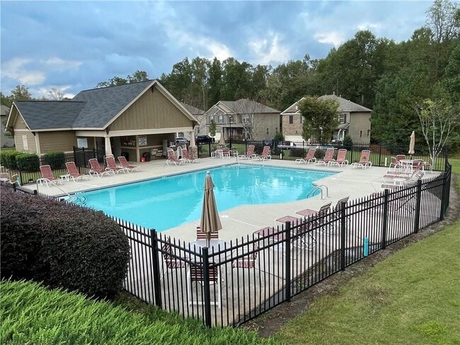 Building Photo - 5715 Bucknell Trace