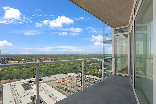 Building Photo - 3325 Piedmont Rd NE