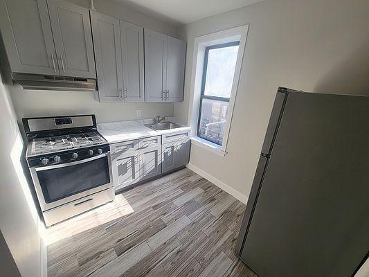 Building Photo - 2 bedroom in BRONX NY 10459