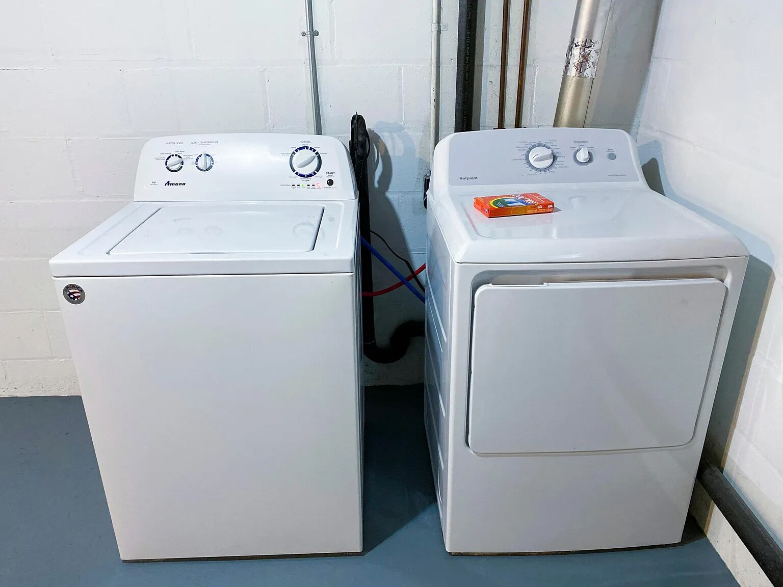 Building Photo - 1919 E 38th St