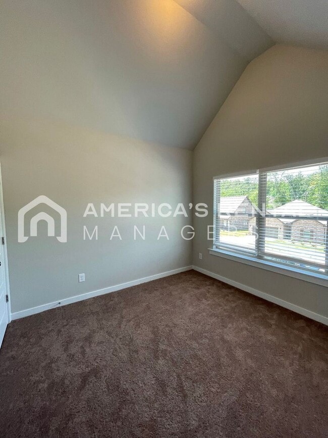 Building Photo - 7967 St.James Dr