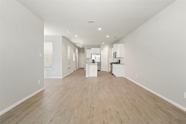 Building Photo - 3449 Lake District Ln