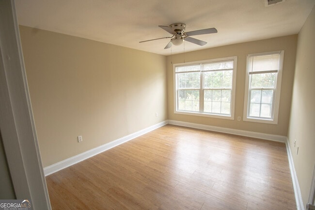 Building Photo - 4988 Burkhalter Rd