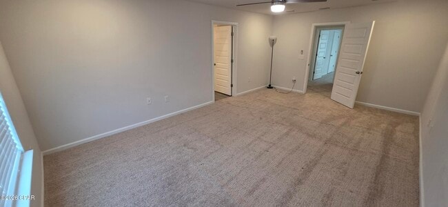 Building Photo - 3991 Silver Spur Rd