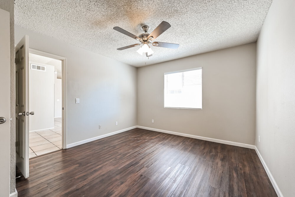 Building Photo - 4713 W Menadota Dr