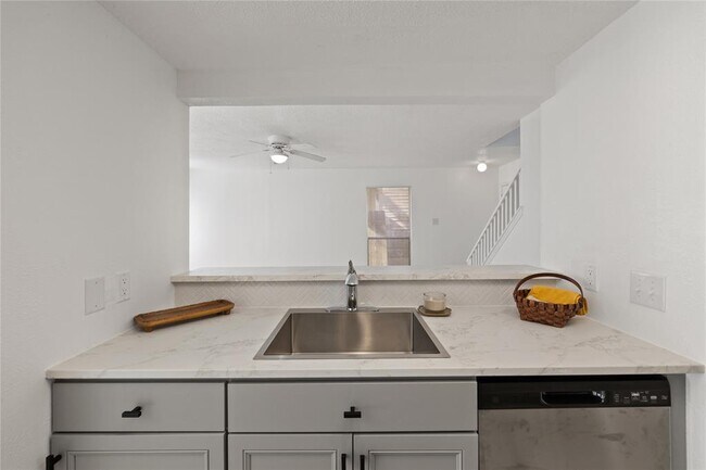 Building Photo - 2629 Alcott Ln