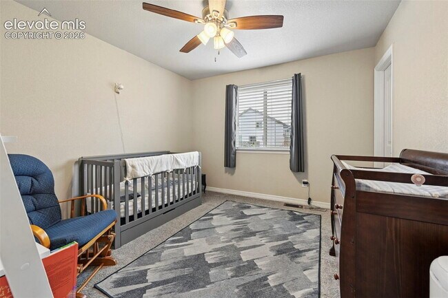 Building Photo - Beautiful 5 Bed + Office Home with 3-Car Garage in Desirable Lorson Ranch!