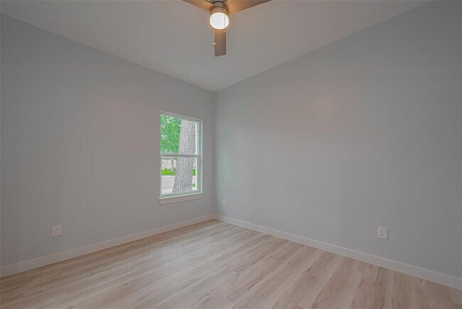 Building Photo - 25411 Friar Lake Ln