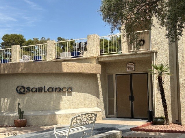 Building Photo - 750 S Royal Crest Cir