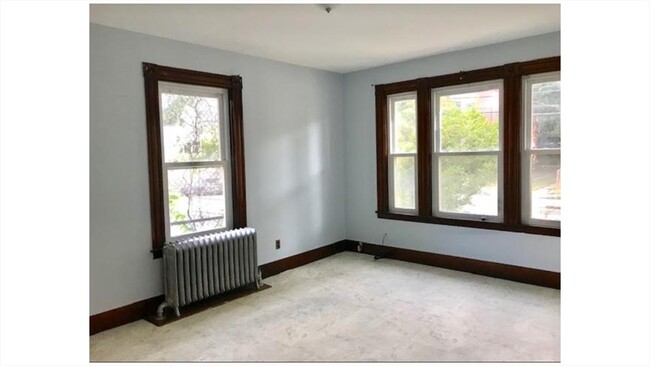 Building Photo - 12 Raymond Ave