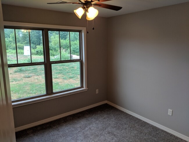 Building Photo - Check out this home in Russellville, AR