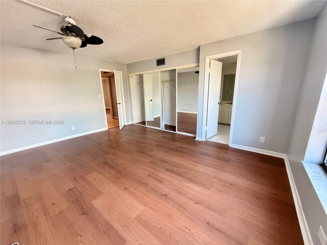 Building Photo - 7361 SW 26th Ct
