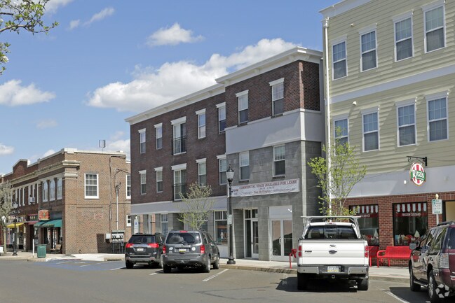 Primary Photo - 11 N 7th St