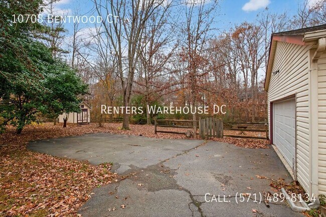 Building Photo - 10708 Bentwood Ct