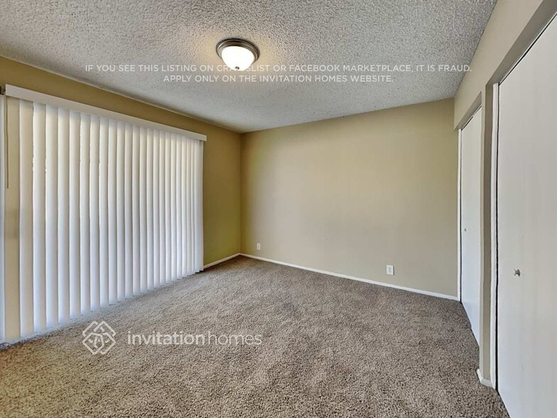 Building Photo - 1319 S Pomeroy