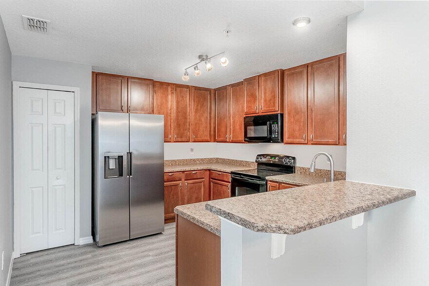 Building Photo - 4037 Meander Plz