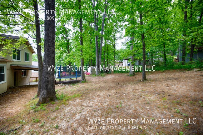 Building Photo - 11311 Mountain Crest Dr SE