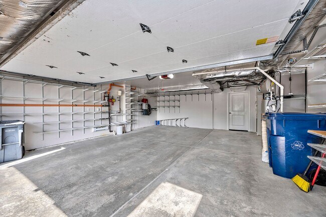 Building Photo - Mukilteo Townhome