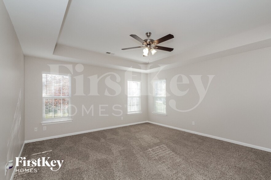 Building Photo - 2266 Isaac St