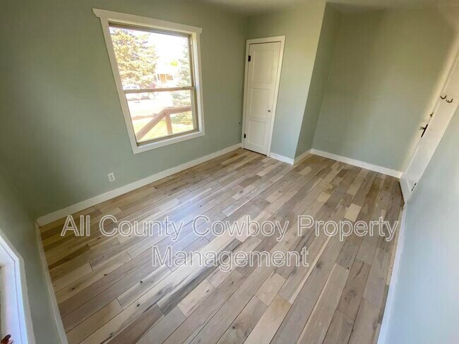 Building Photo - 1159 N 10th St