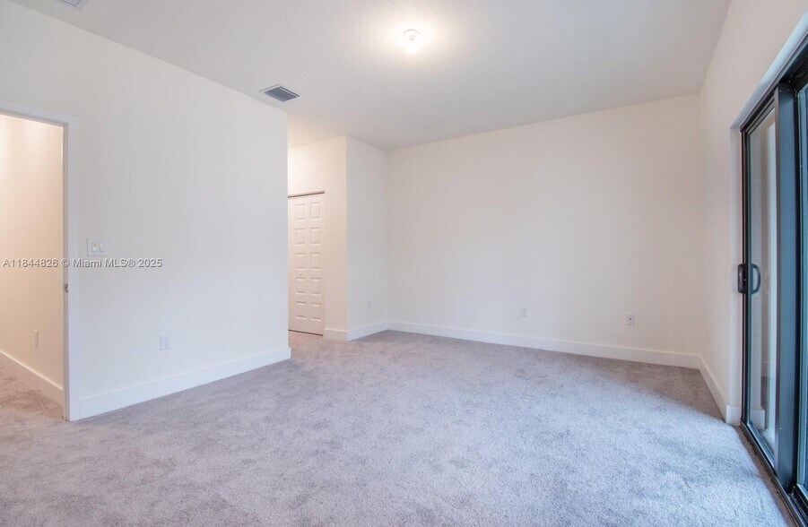 Building Photo - 4769 NW 83rd Pky