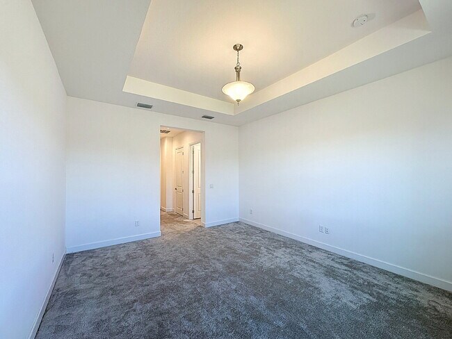 Building Photo - 32801 Tree of Life Ave
