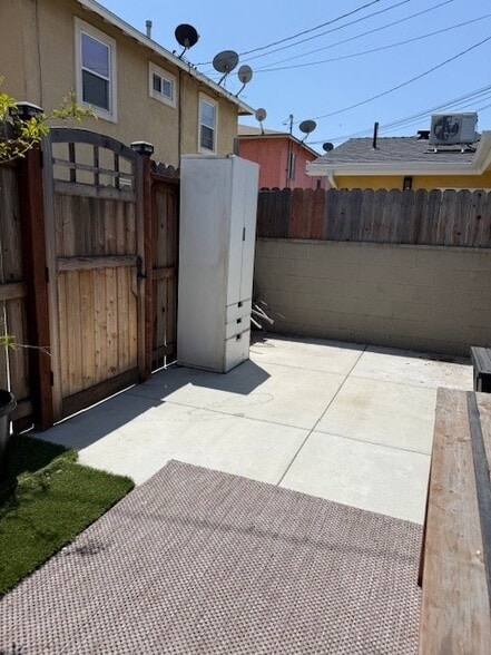 Building Photo - 12443 Grevillea Ave