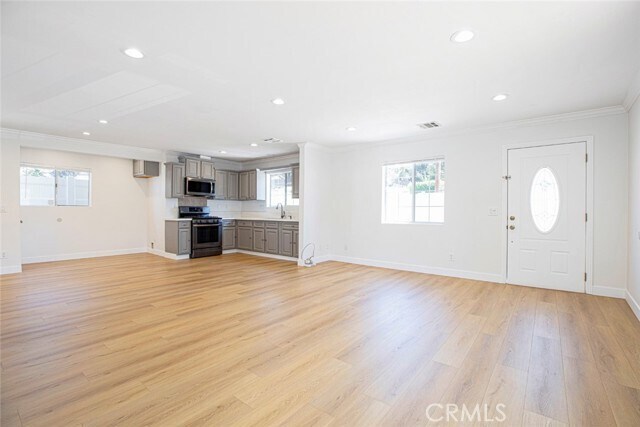 Building Photo - 10531 Greenburn Ave