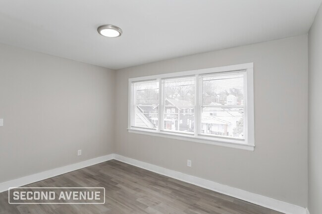 Building Photo - 922 Wells St