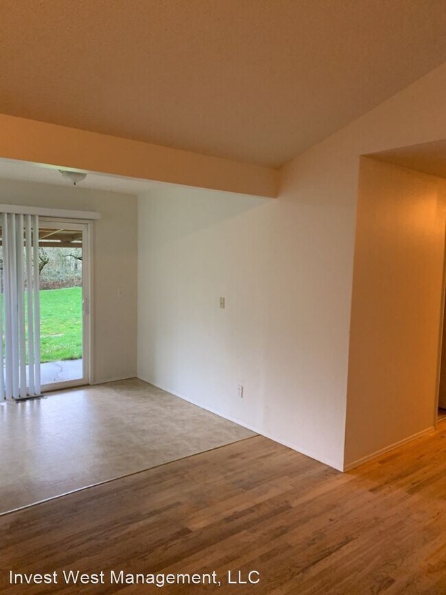 Building Photo - 3 br, 2 bath House - 908 N Main Avenue