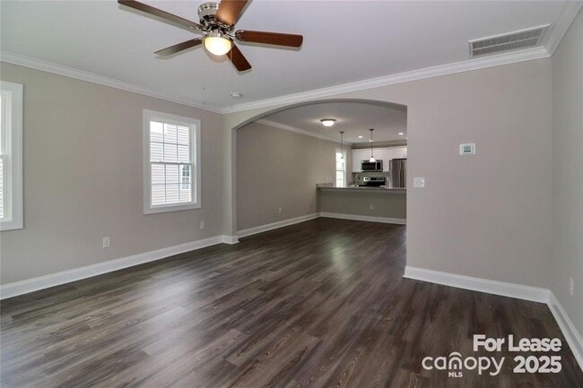 Building Photo - 3967 Newhall Dr NW