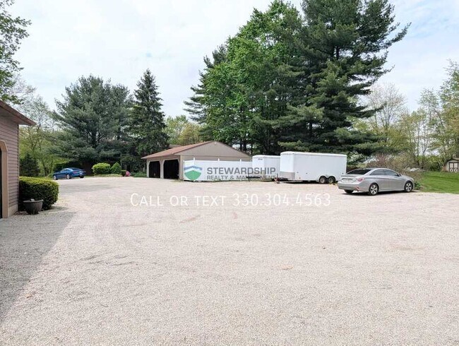 Building Photo - 3275 Myersville Rd