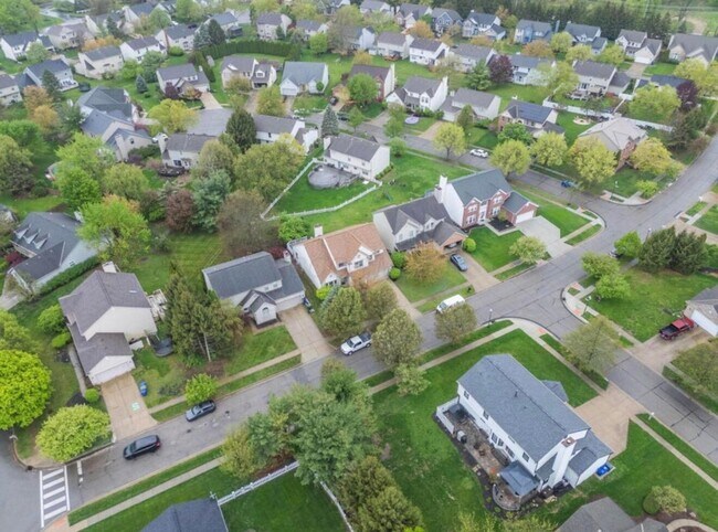 Building Photo - 2639 Berber St