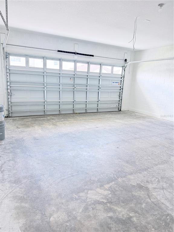 Building Photo - 3542 RODEN Rd
