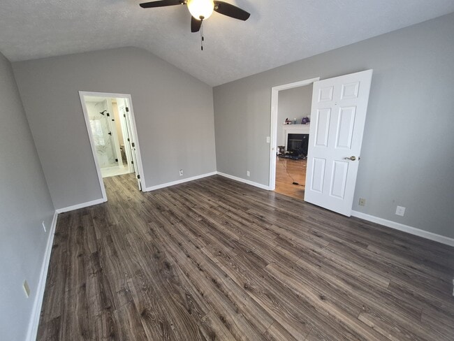 Building Photo - 307 Chiswick Ct