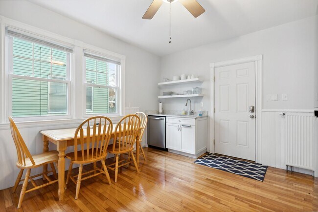 Building Photo - 151 Dartmouth St