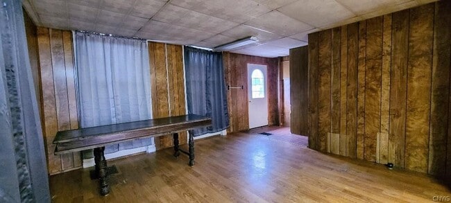 Building Photo - 43 N Main St